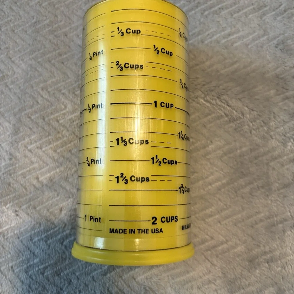 Wonder Cup vtg metric